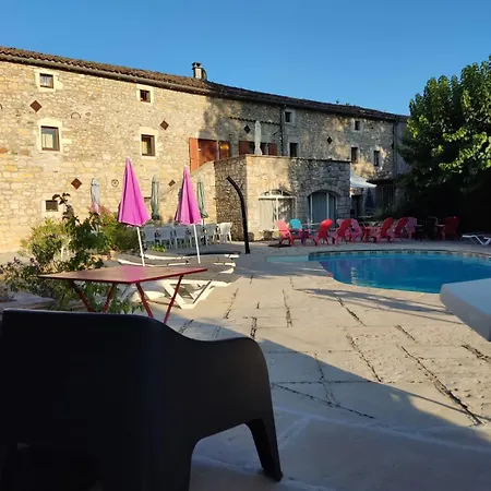 Ardeche Les Cigales Eglantier Avec Piscine Partagee * Гропьер